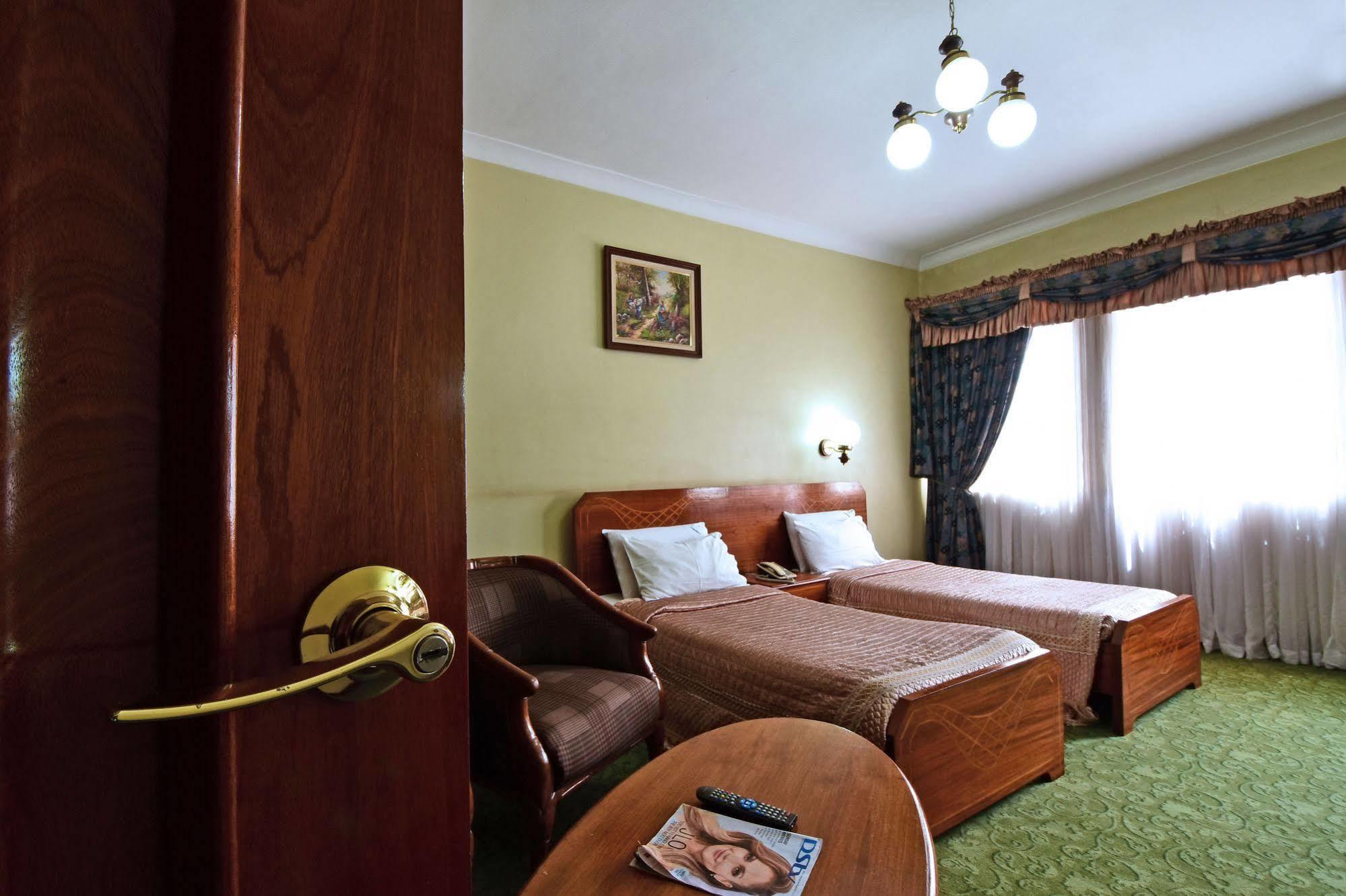 Grand Imperial Hotel Kampala Ngoại thất bức ảnh