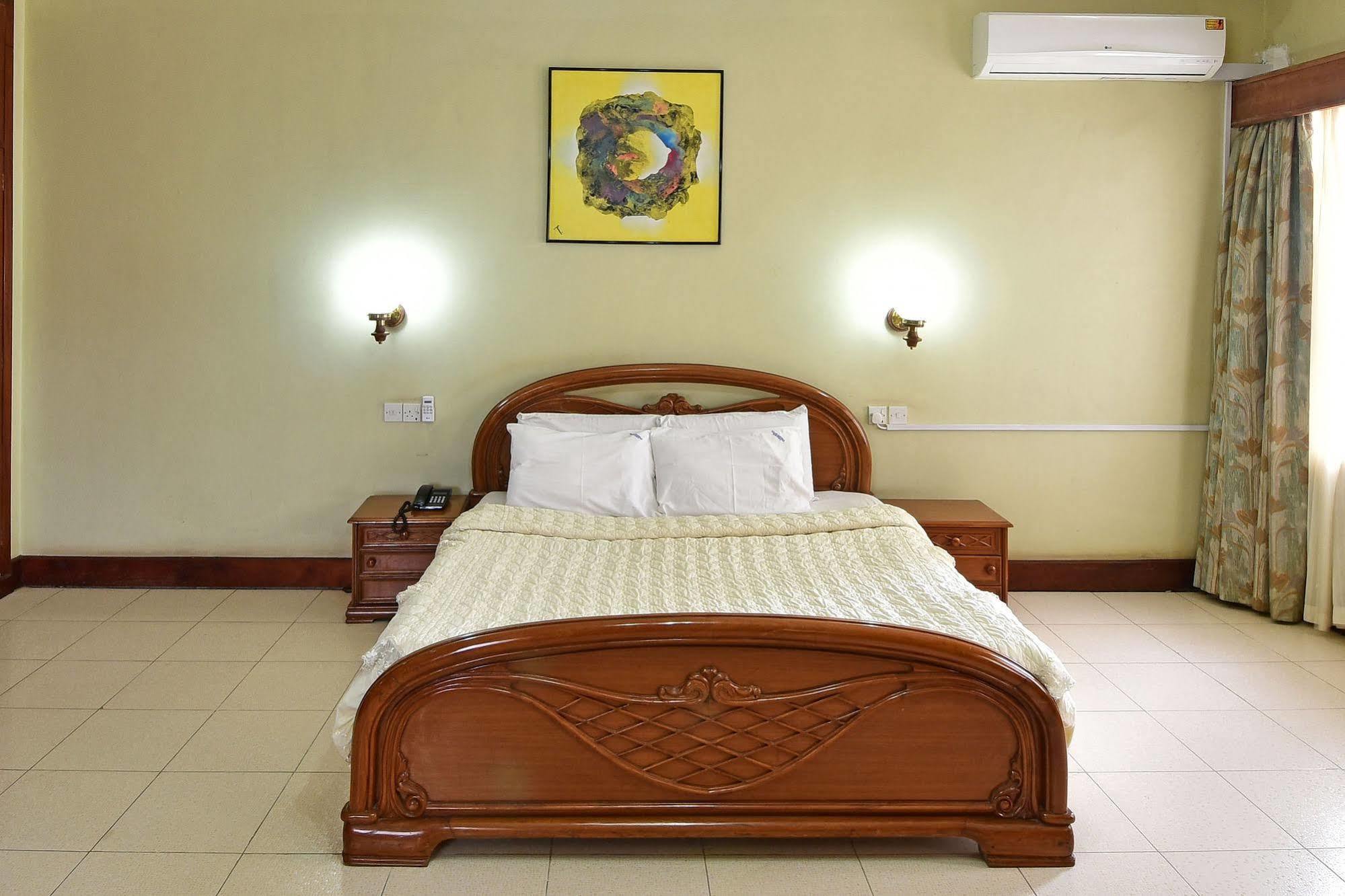 Grand Imperial Hotel Kampala Ngoại thất bức ảnh